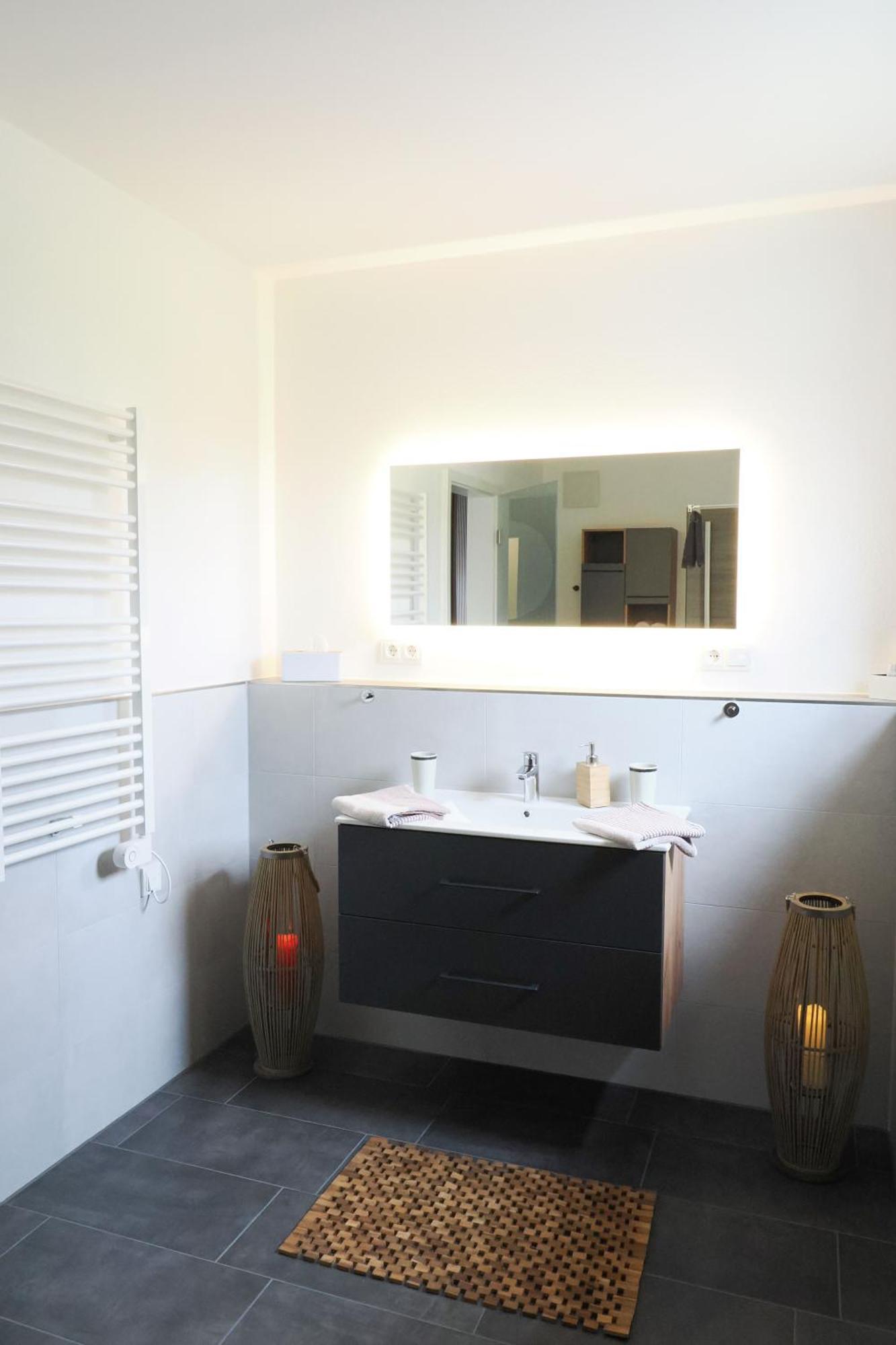Langdorf  Ferienwohnung Emma Mit Balkon מראה חיצוני תמונה